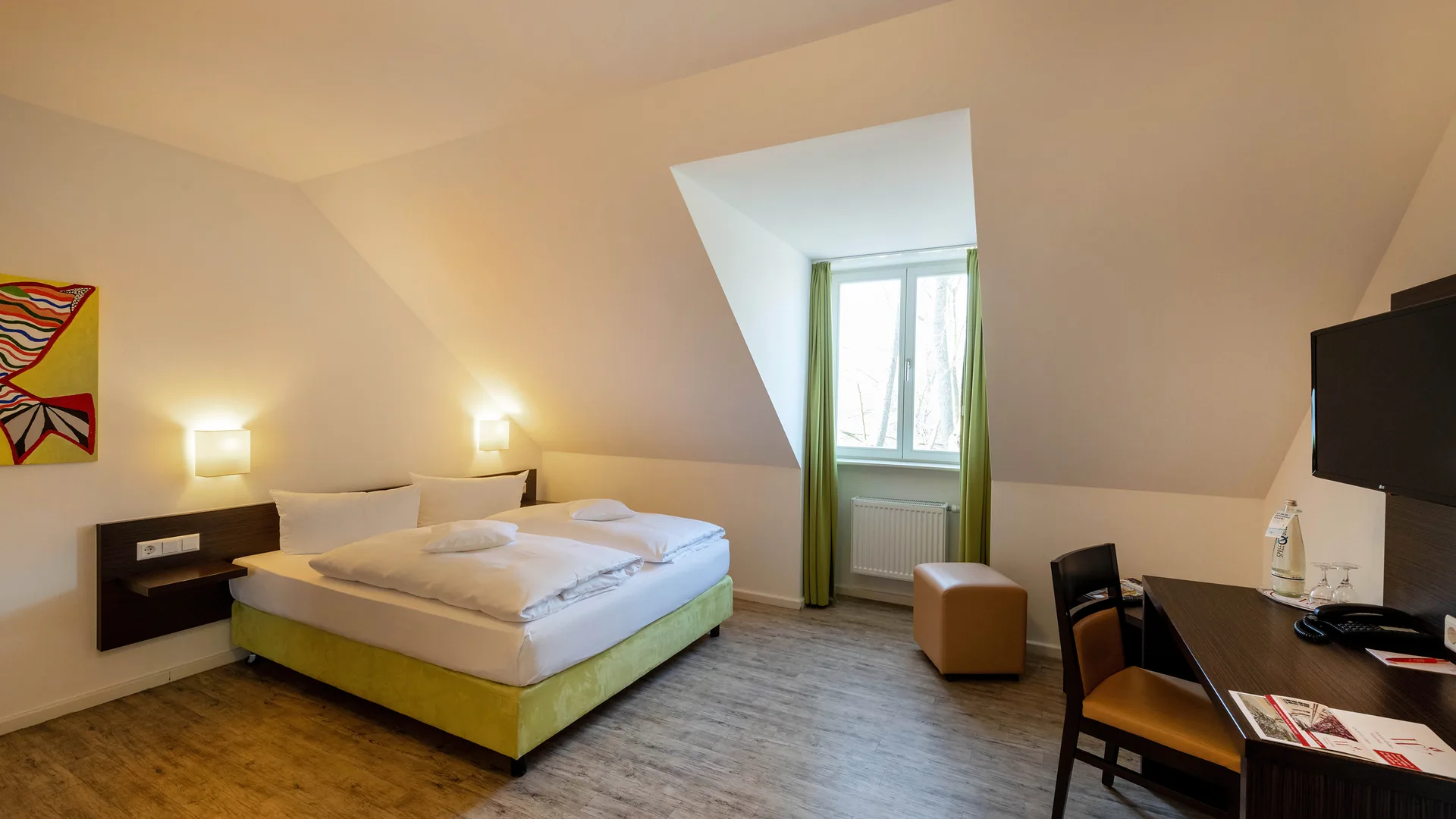 Dachgeschosszimmer im Hotel am Großen Waisenhaus Potsdam