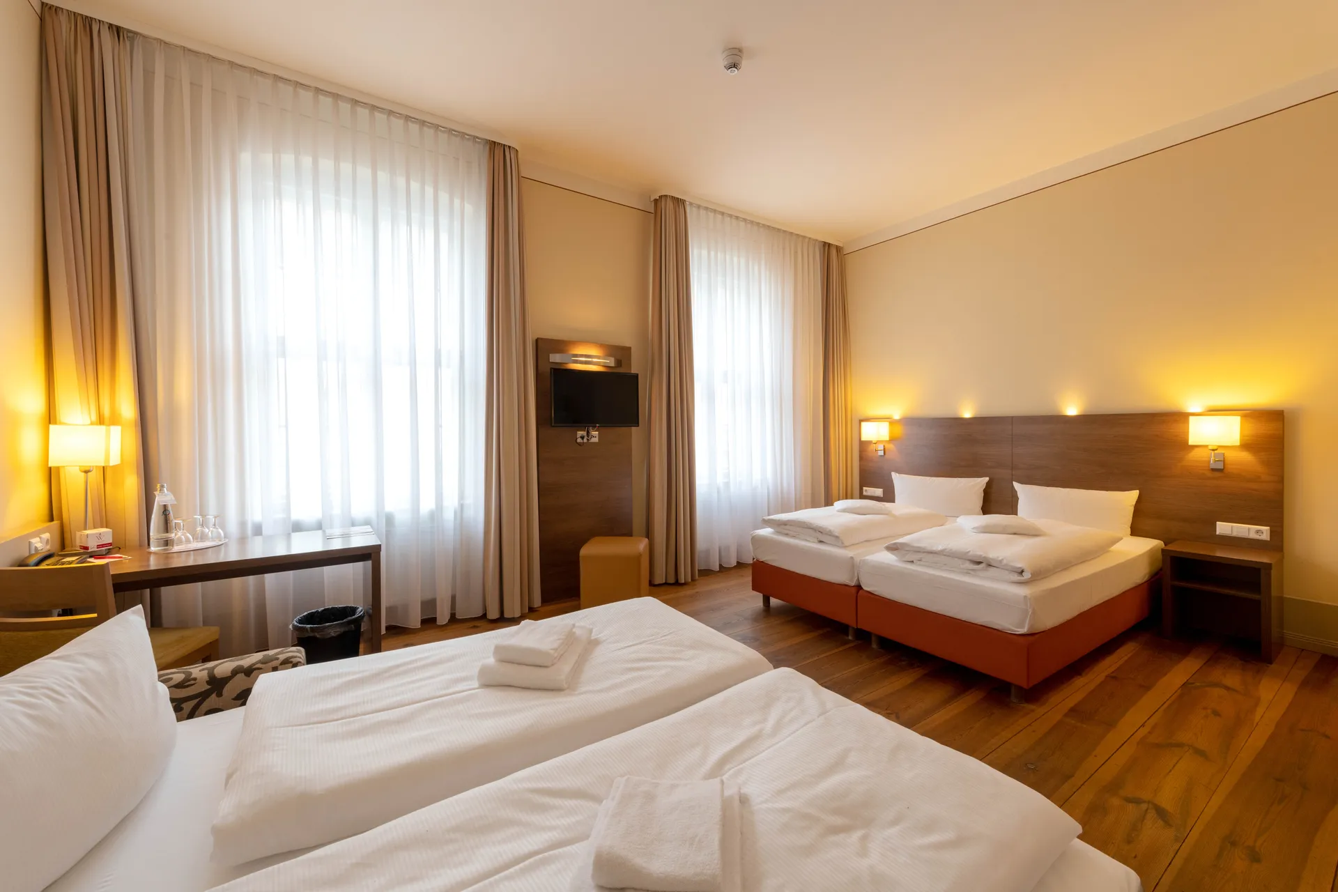 Quartier de Luxe Mehrbettzimmer